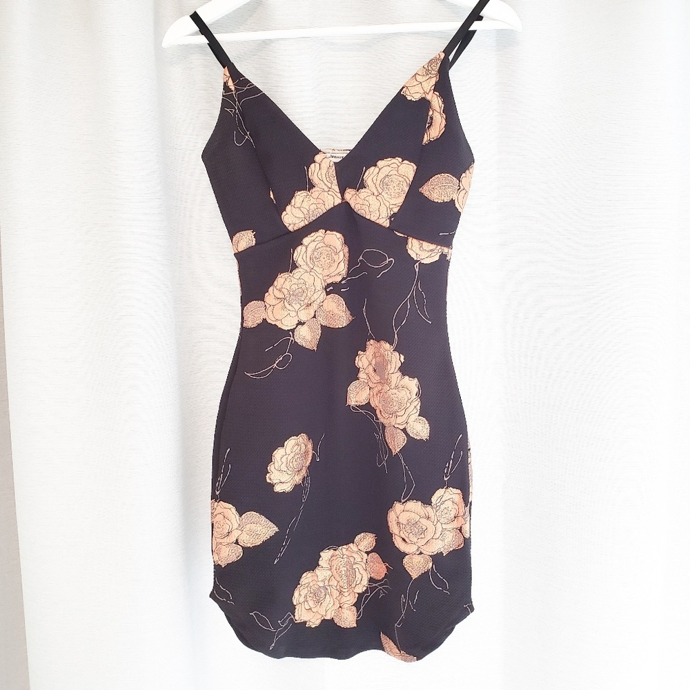 Bodycon floral dress